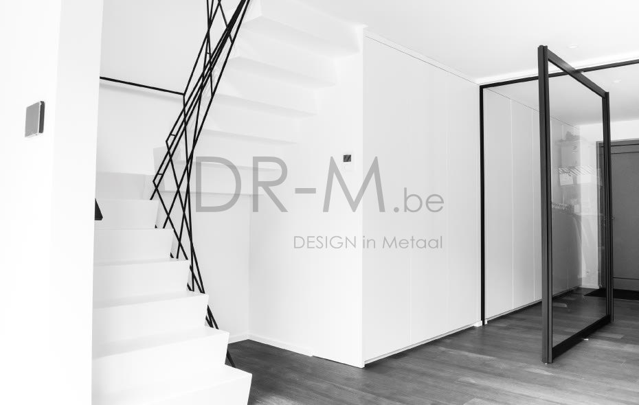 Modern Staircase, metal stair, metalen Designtrap, exclusieve trappen